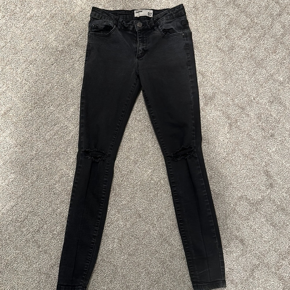 Garage black distressed skinny jeans size 7